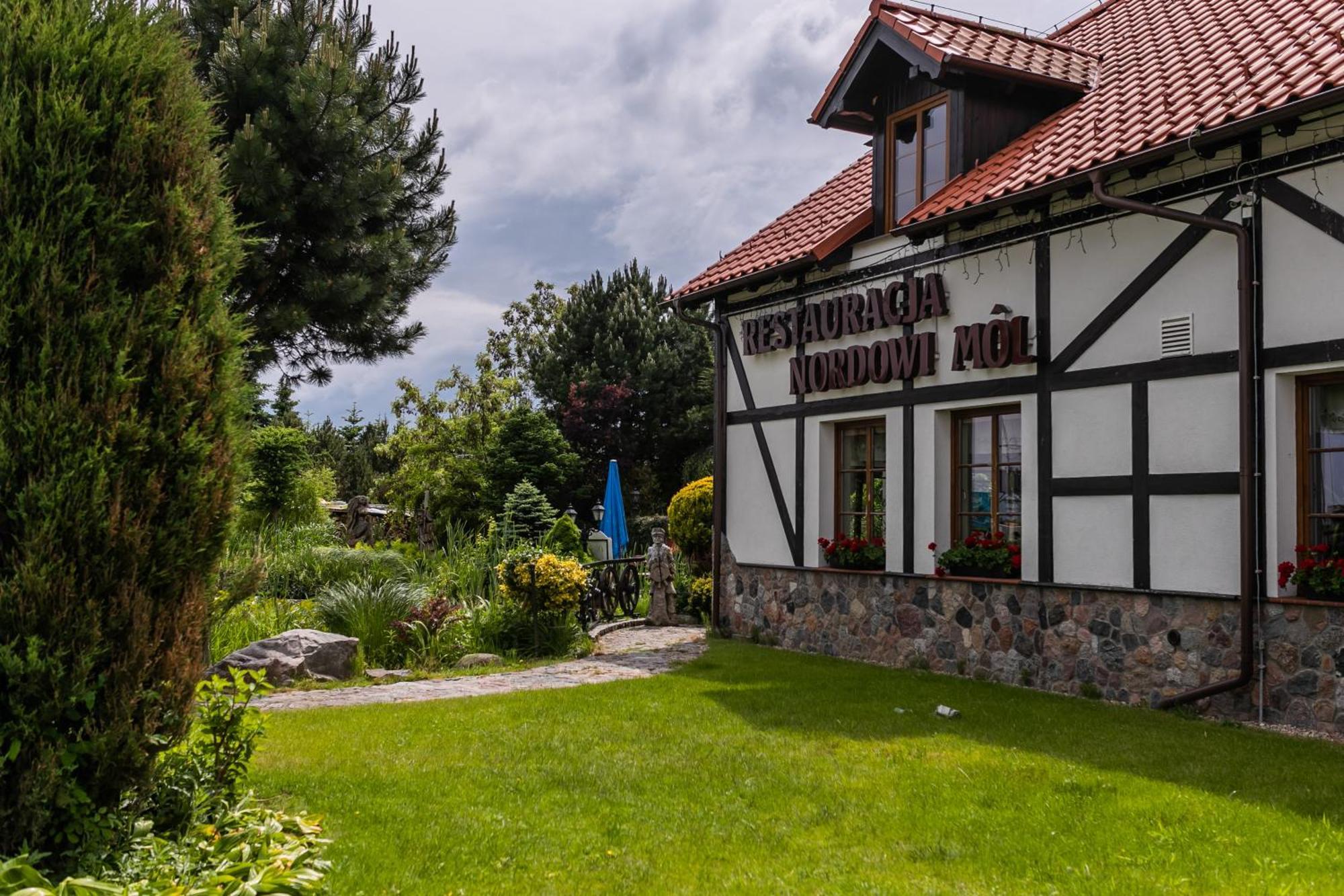 Bed and Breakfast Nordowi Dwor Celbowo Экстерьер фото