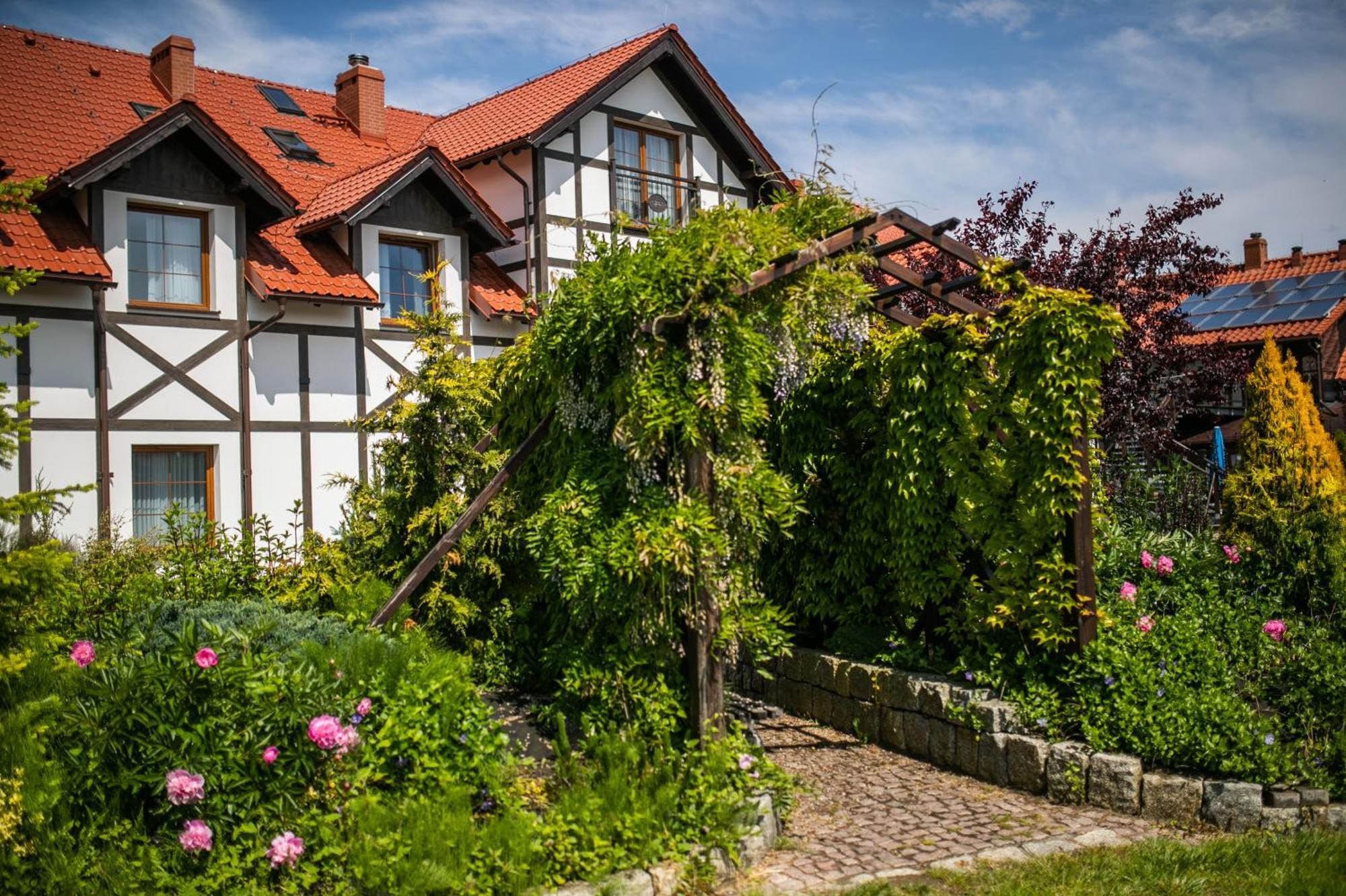 Bed and Breakfast Nordowi Dwor Celbowo Экстерьер фото